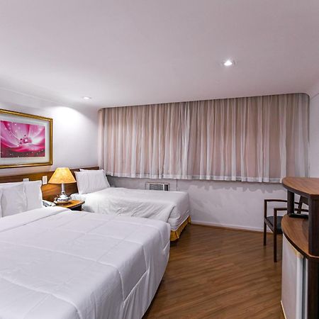 Hotel Dan Inn Curitiba Centro By Nacional Inn Екстер'єр фото
