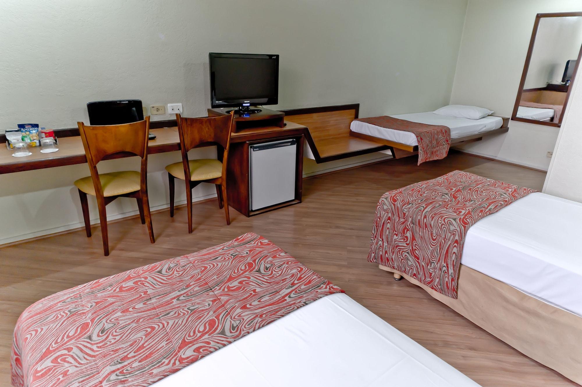 Hotel Dan Inn Curitiba Centro By Nacional Inn Екстер'єр фото