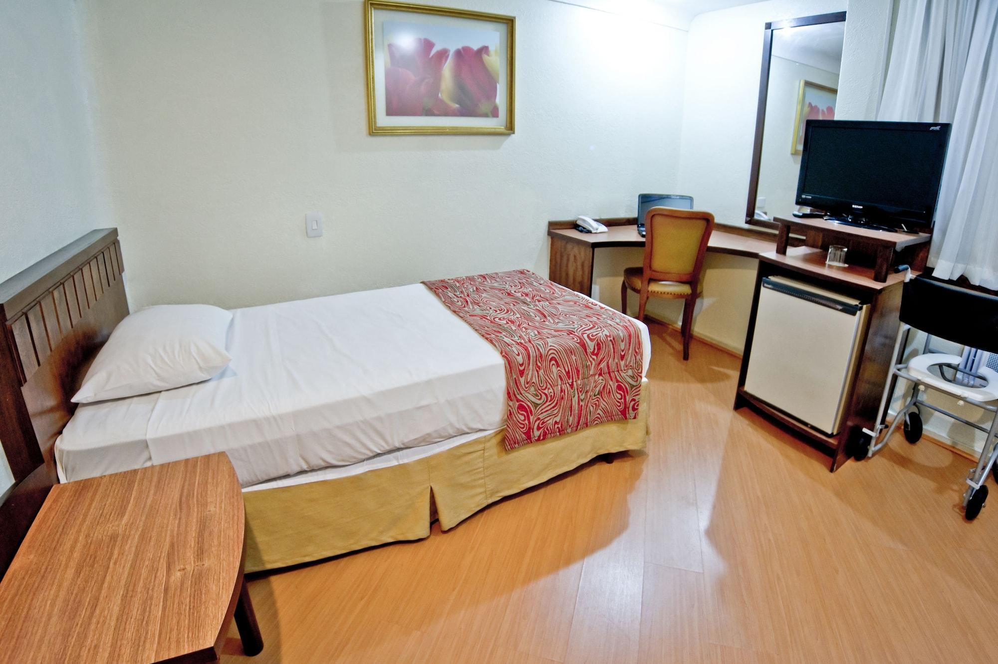 Hotel Dan Inn Curitiba Centro By Nacional Inn Екстер'єр фото