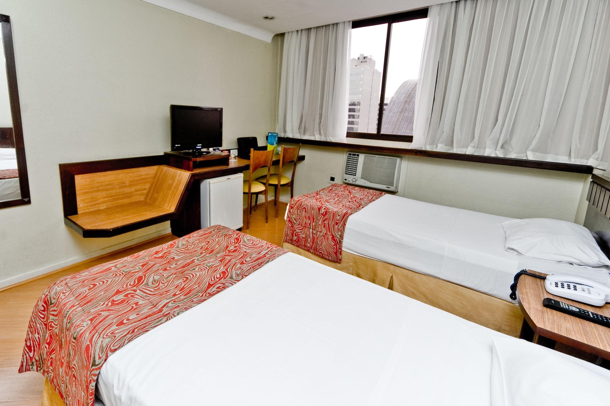 Hotel Dan Inn Curitiba Centro By Nacional Inn Екстер'єр фото