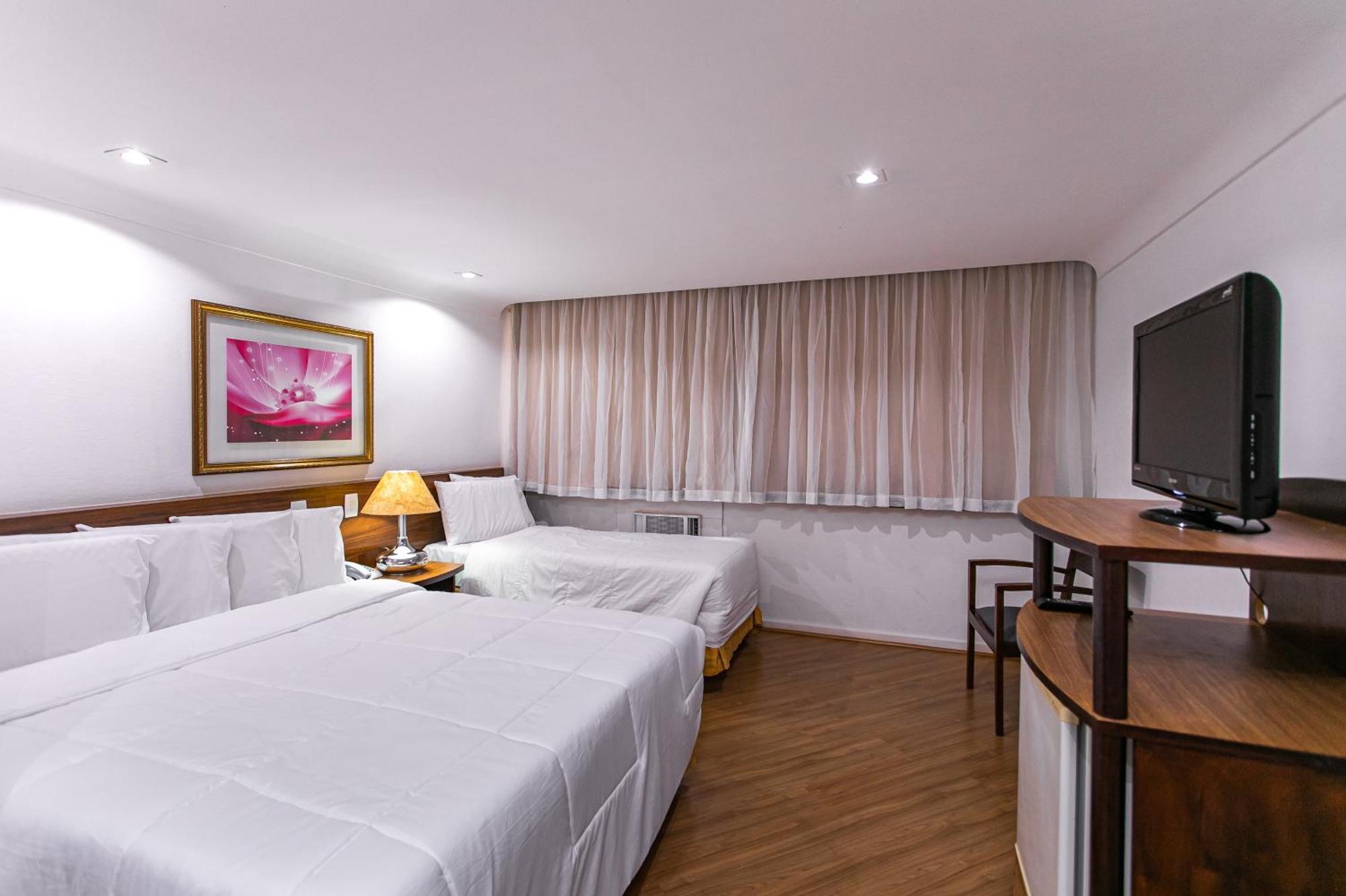 Hotel Dan Inn Curitiba Centro By Nacional Inn Екстер'єр фото