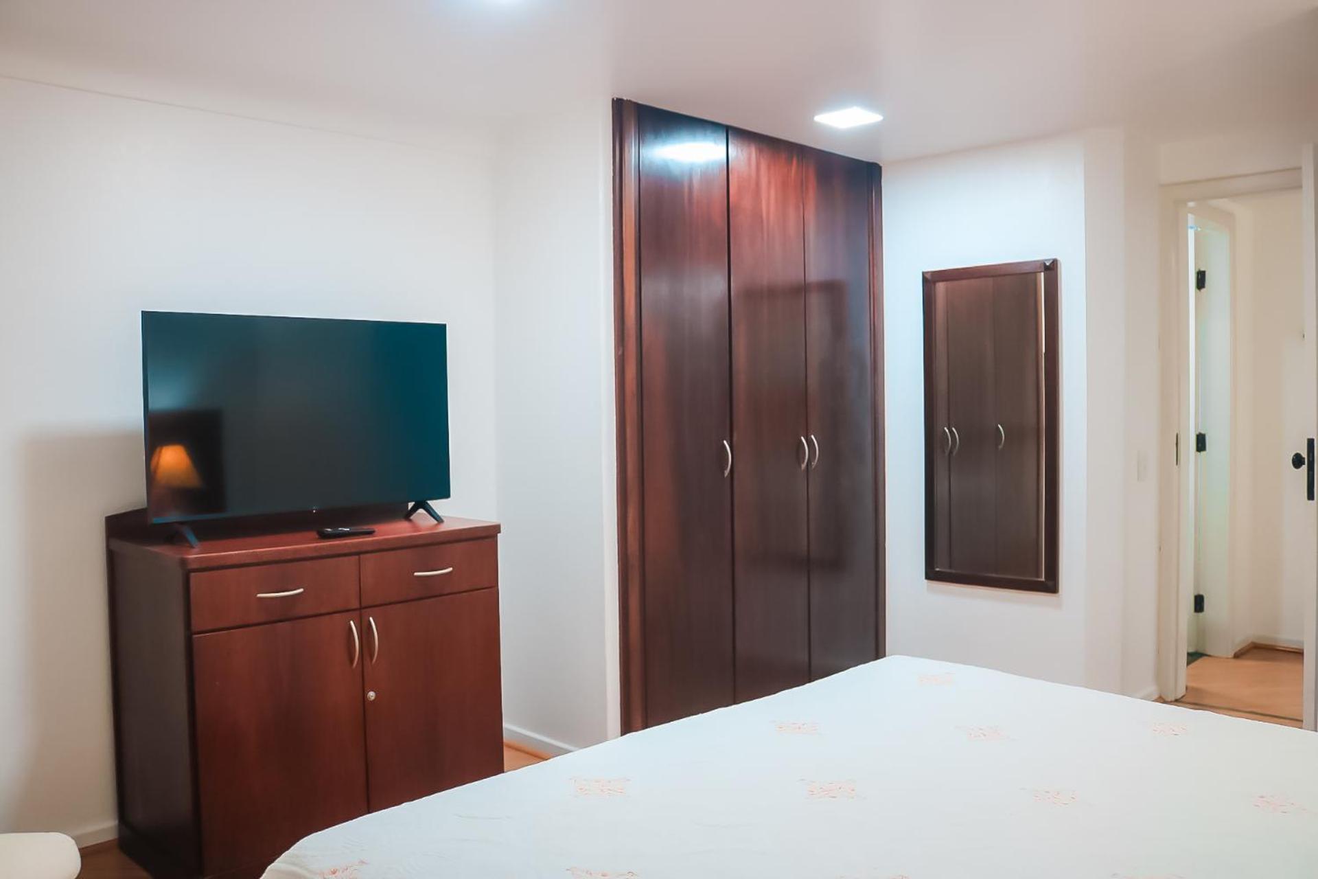 Hotel Dan Inn Curitiba Centro By Nacional Inn Екстер'єр фото