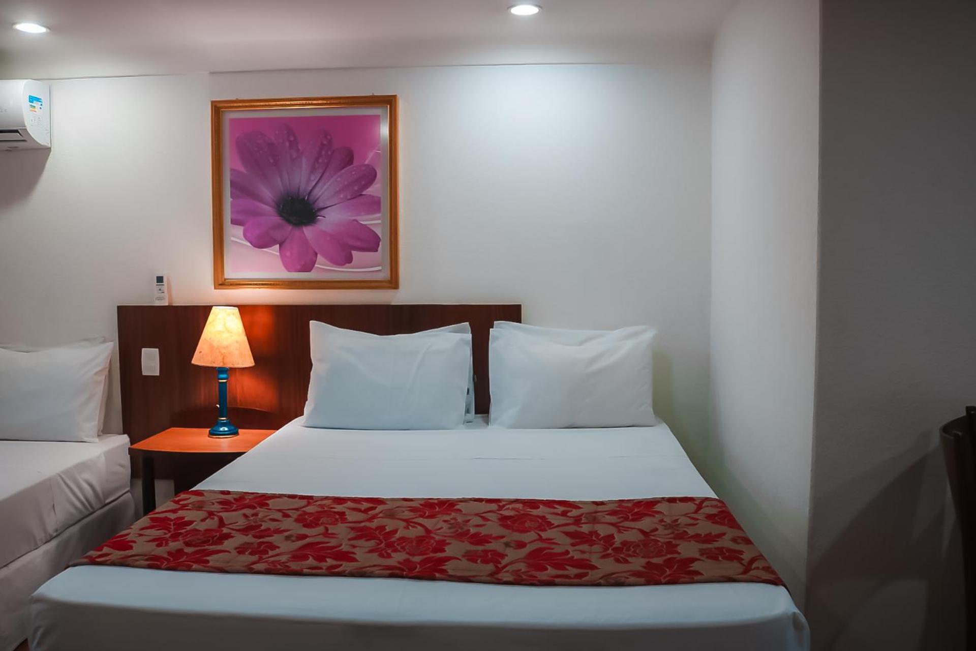 Hotel Dan Inn Curitiba Centro By Nacional Inn Екстер'єр фото